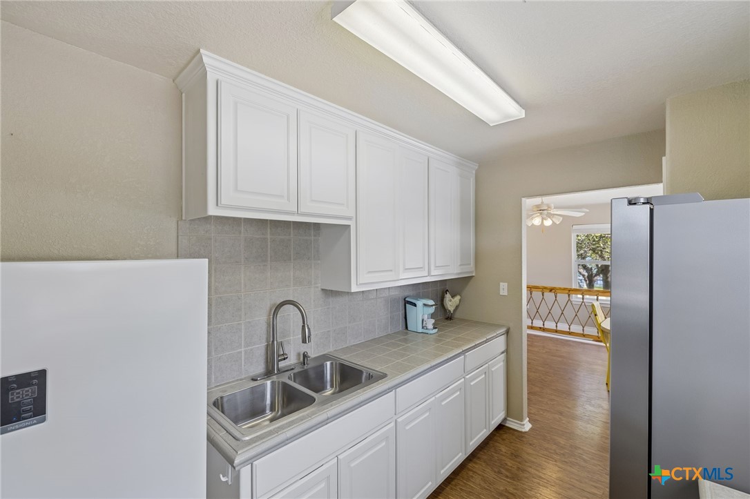 619 Clear Cove Drive Property Photo 23