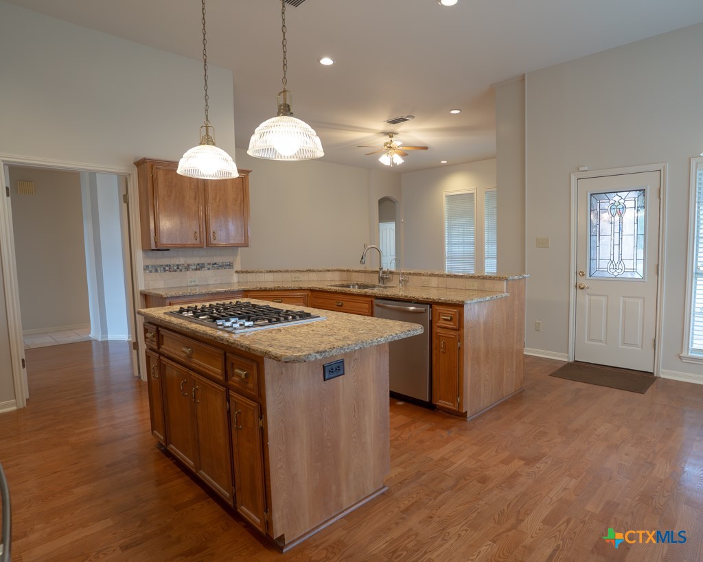 604 Texas Avenue Property Photo 9