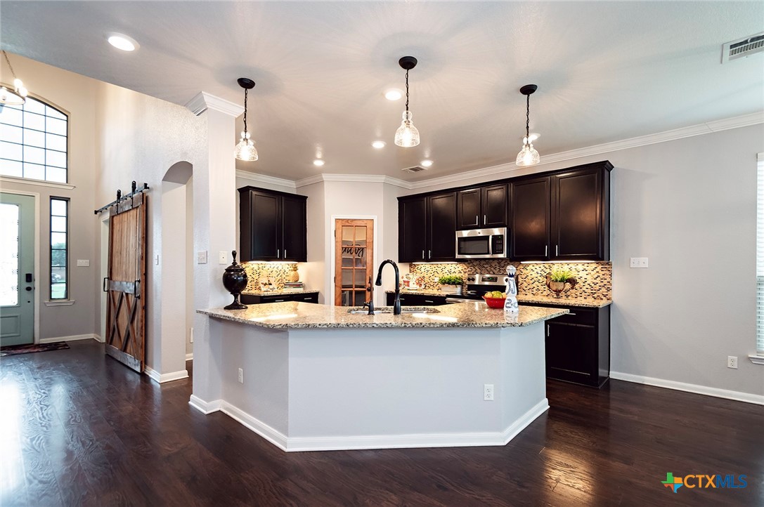 7853 Old Gate Road Property Photo 10