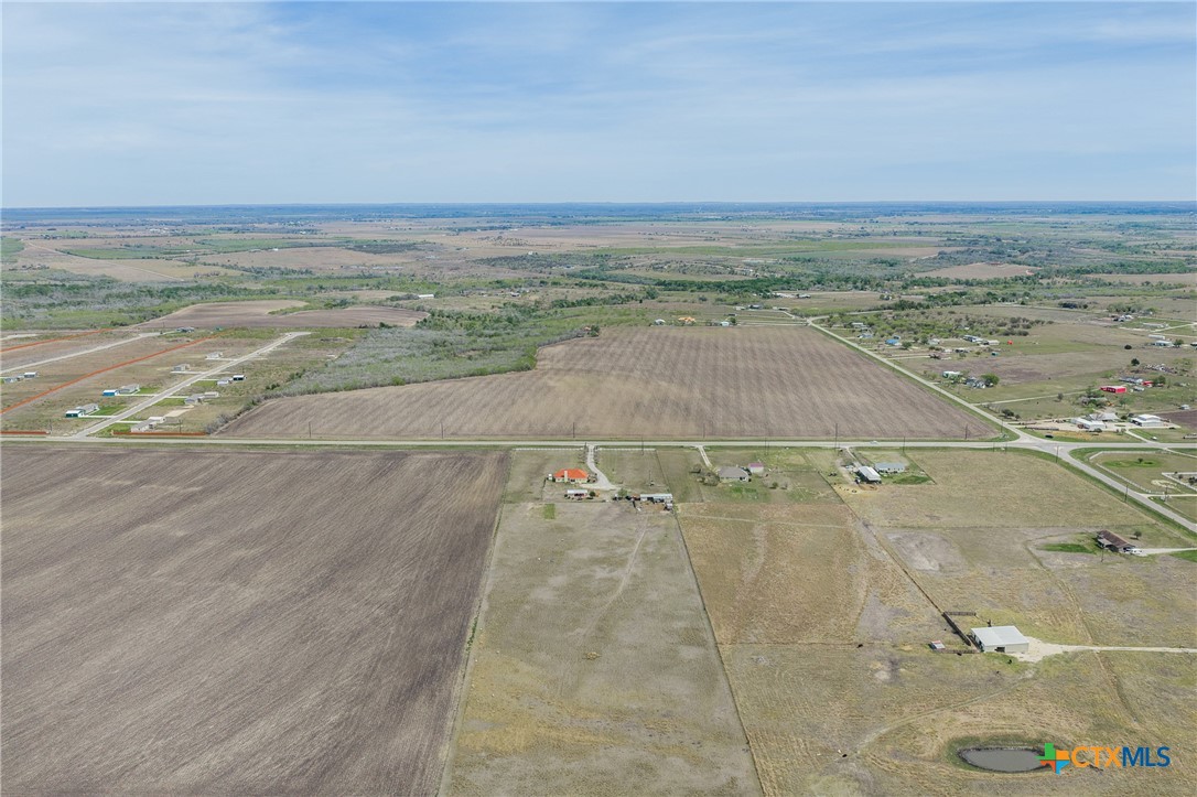 5340 Dreibrodt Property Photo 3