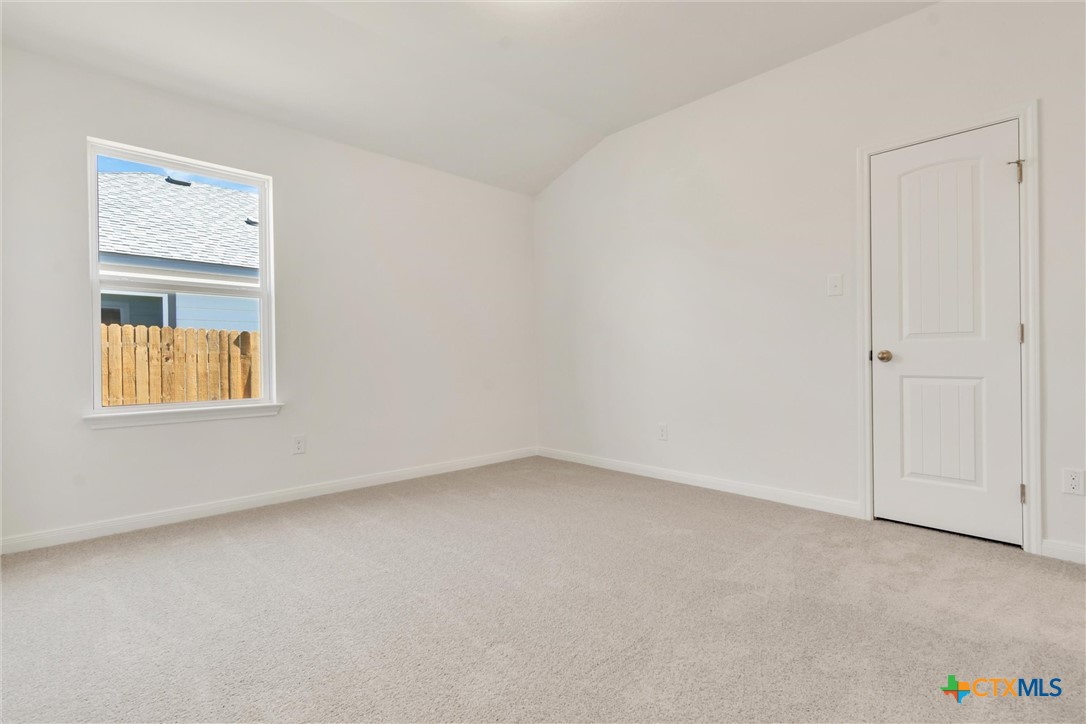 4226 Lugard Drive Property Photo 32