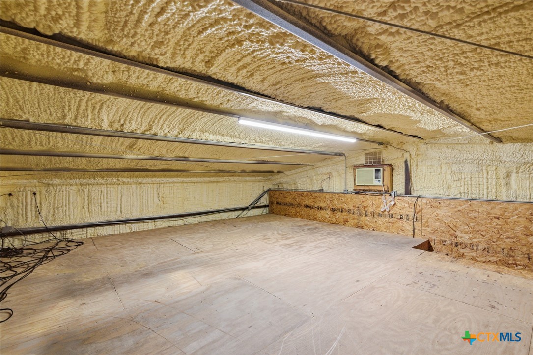 10083 N Us Hwy 59 Property Photo 15