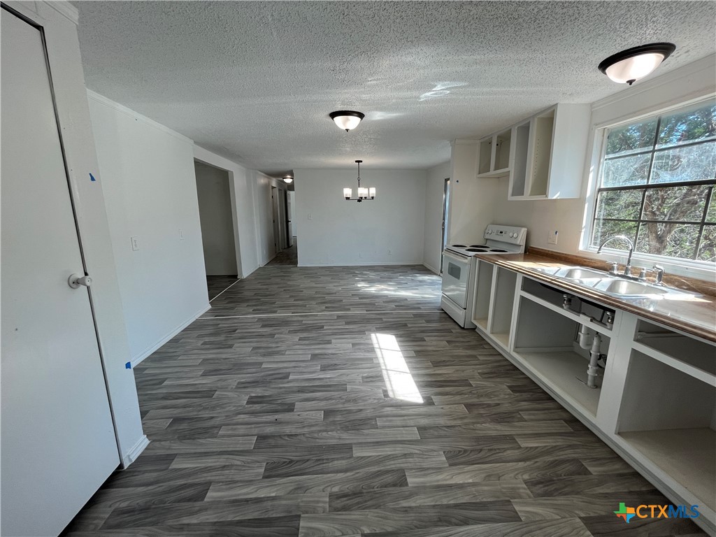 5037 Chimney Rock Property Photo 4