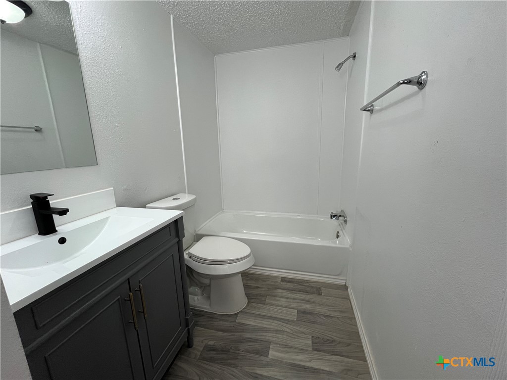 5037 Chimney Rock Property Photo 11