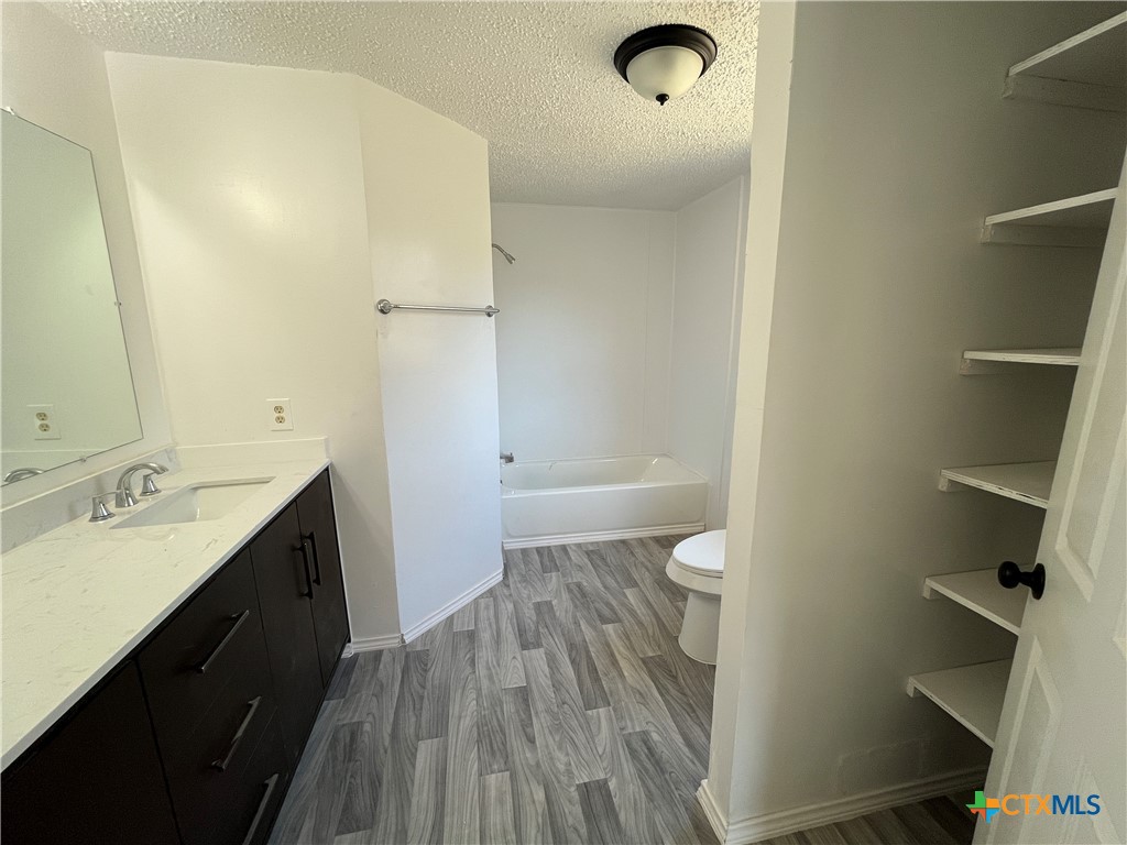 5037 Chimney Rock Property Photo 15