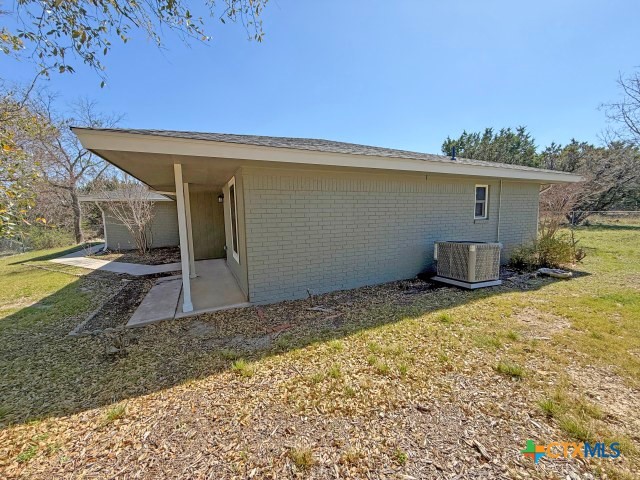 650 Cactus Lane Property Photo 3