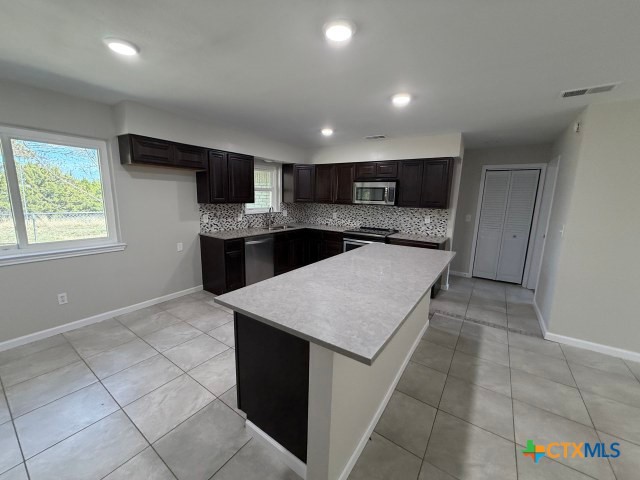 650 Cactus Lane Property Photo 7