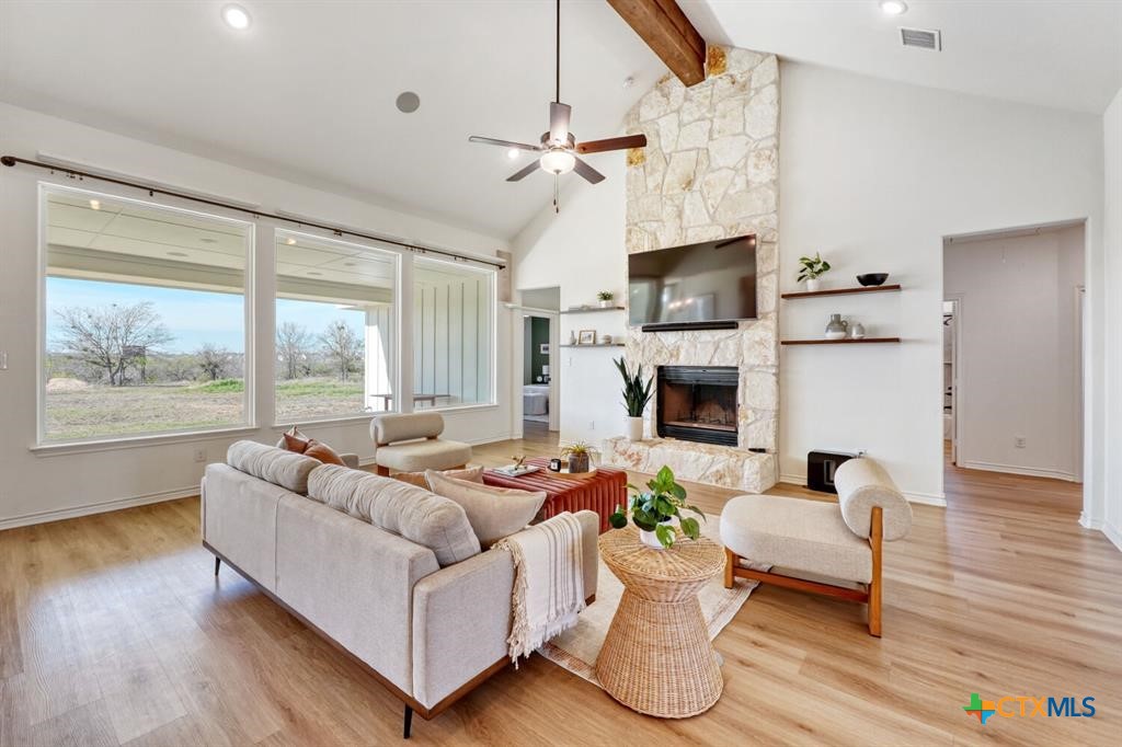1642 Scull Road Property Photo 3