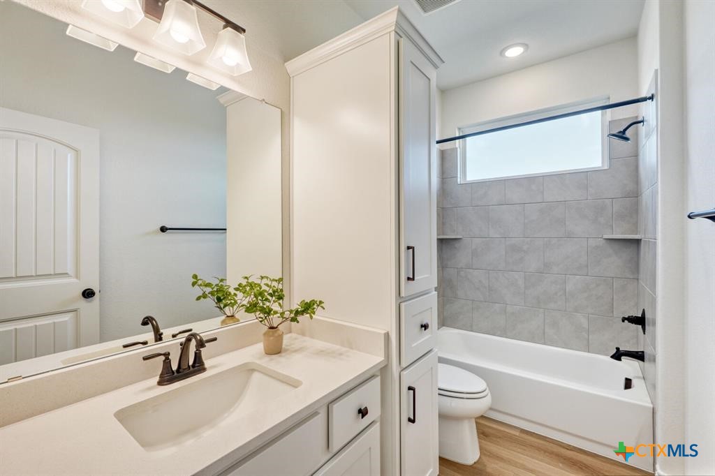 1642 Scull Road Property Photo 21