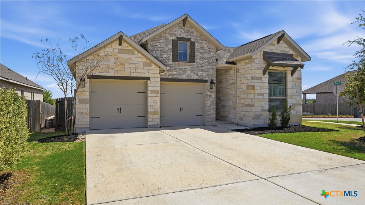 344 Carpenter Hill Drive Property Photo 3