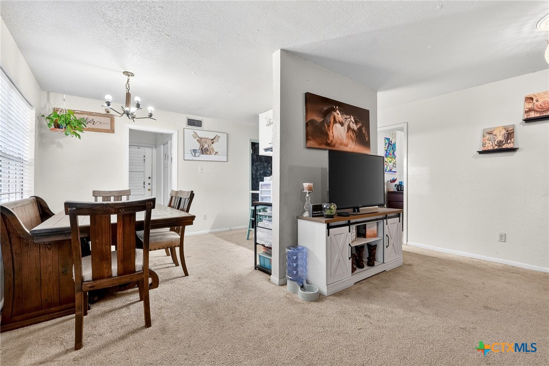 110 Stone Canyon Court Property Photo 6