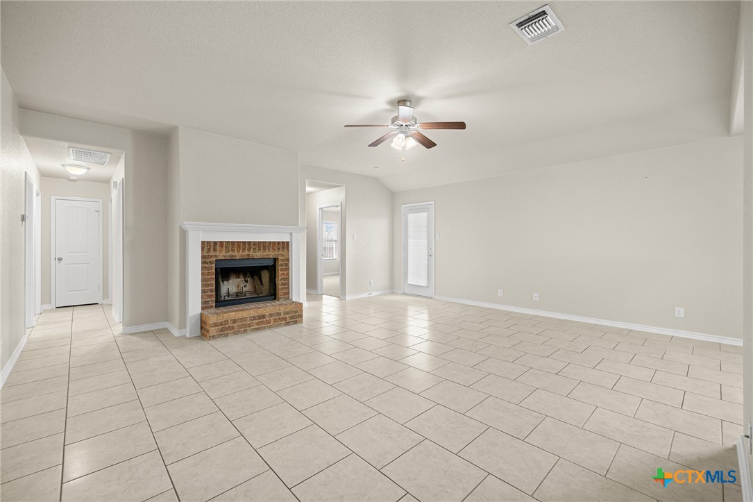2609 Alamocitos Creek Drive Property Photo 8