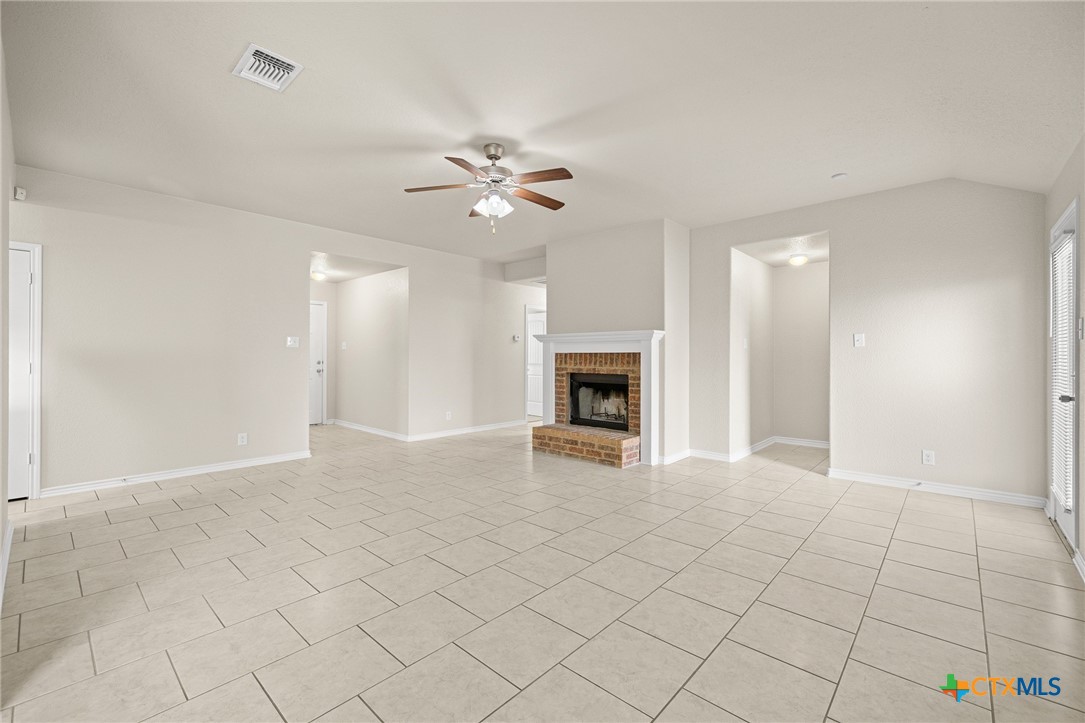 2609 Alamocitos Creek Drive Property Photo 9