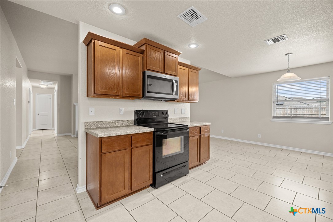 2609 Alamocitos Creek Drive Property Photo 15