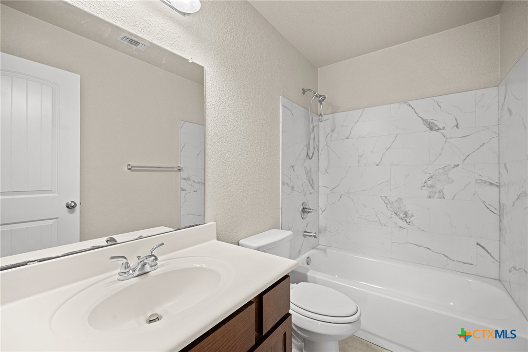 2609 Alamocitos Creek Drive Property Photo 20