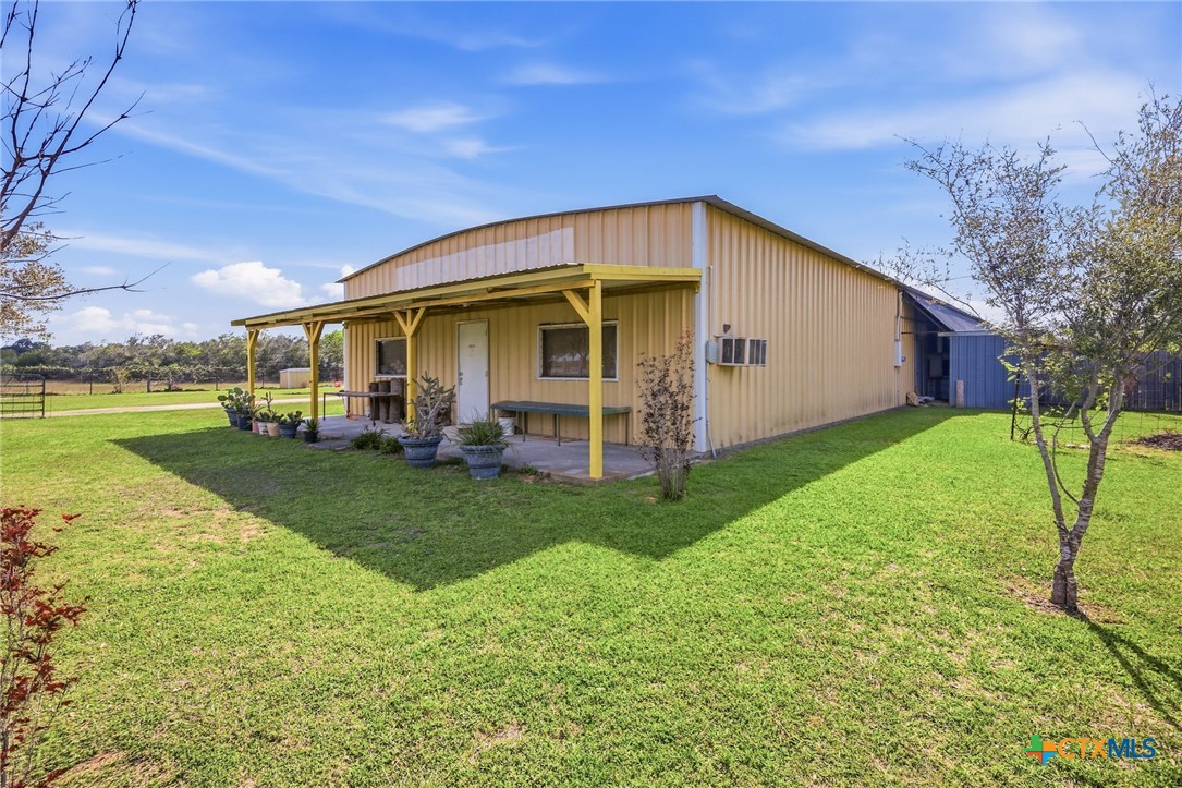 3278 State Highway 172 Property Photo 1