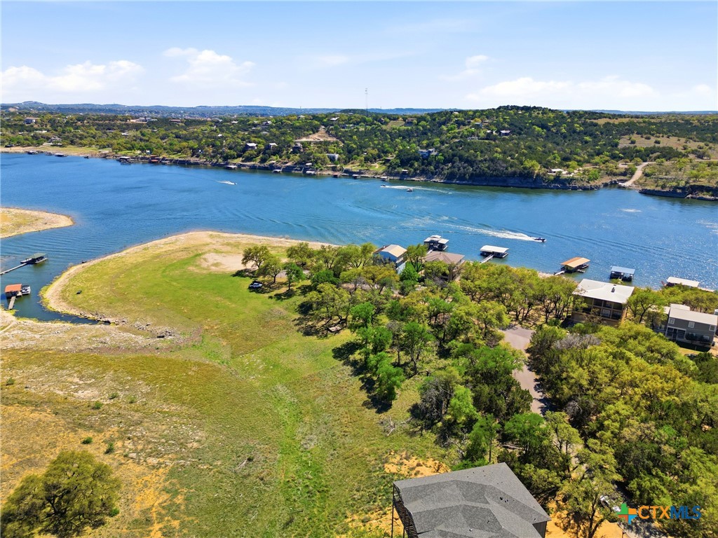 1309 Emerald Property Photo 4