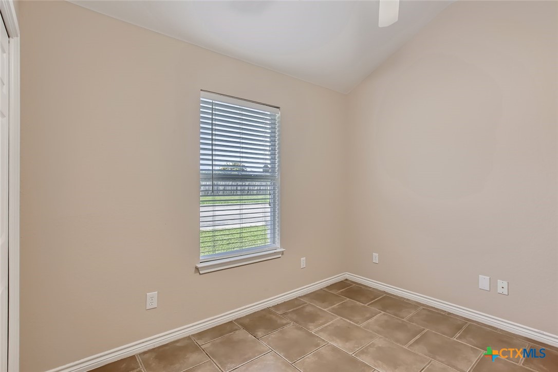 3032 Douglas Fir Drive Property Photo 9