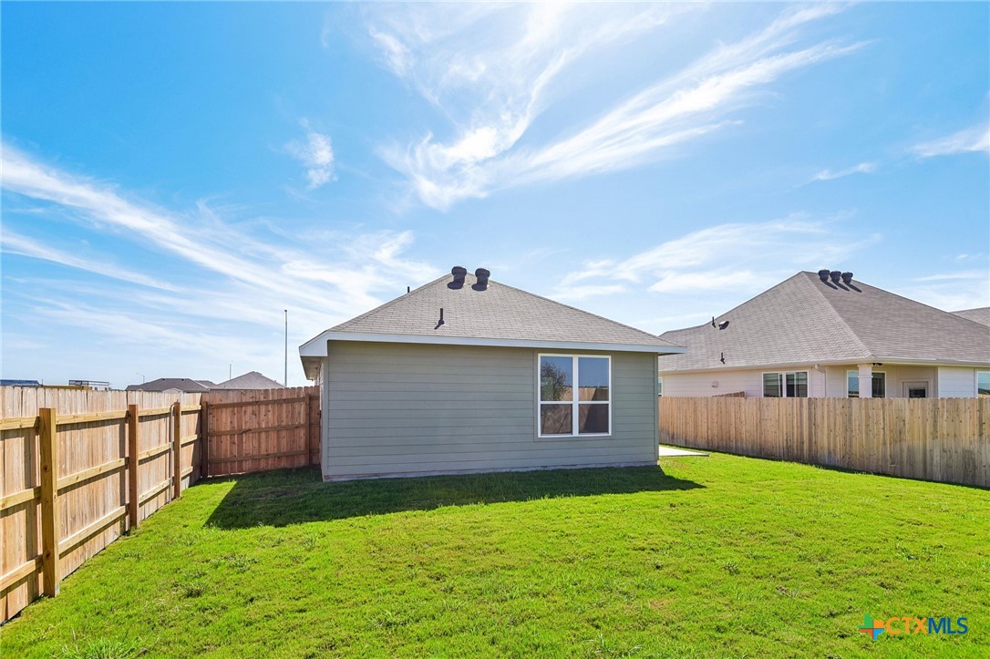 412 Honeydew Way Property Photo 39