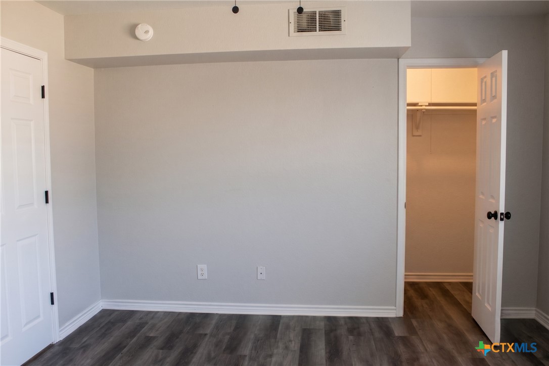 2102 Hunt Drive B Property Photo 11