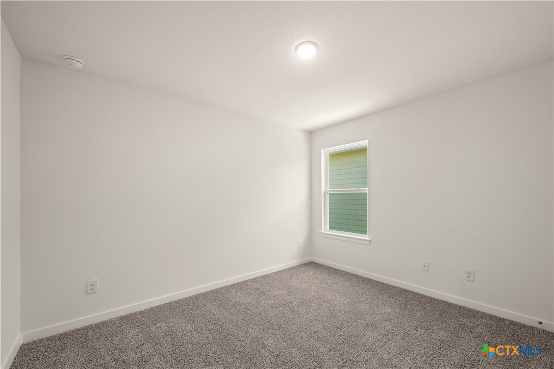 420 Honeydew Way Property Photo 5