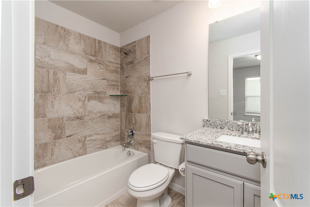 736 Jersey Court Property Photo 23