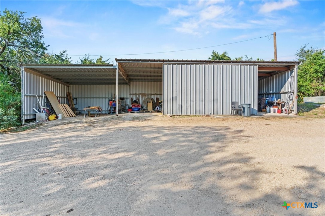 16933 Rr B Property Photo 18