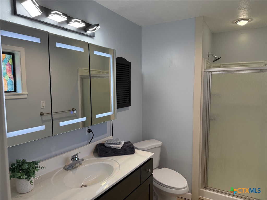 1268 W Lakeside Drive Property Photo 16