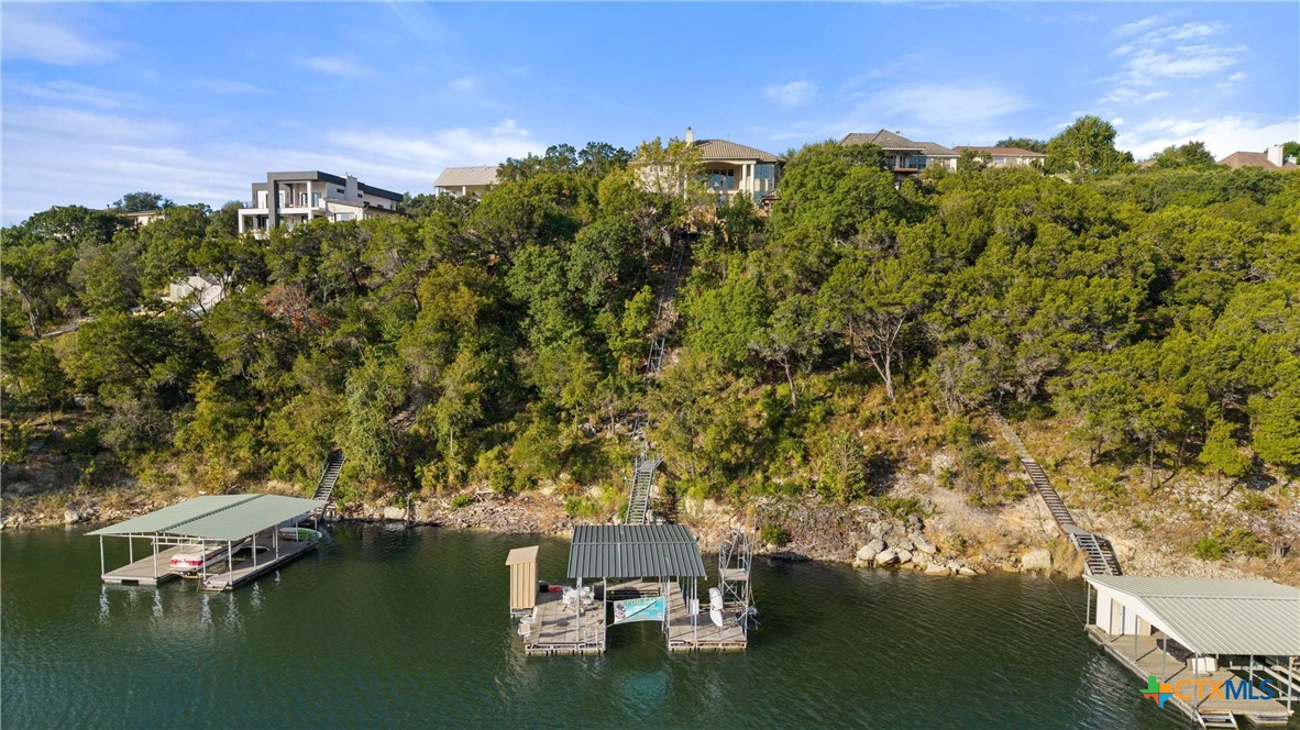 17912 Crystal Cove Property Photo 2