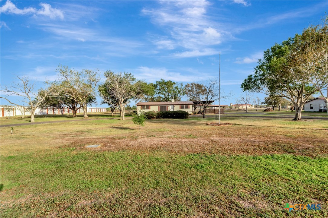293 County Road 406 Property Photo 8