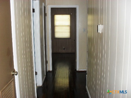 910 San Antonio Street Property Photo 6