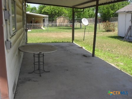 910 San Antonio Street Property Photo 11