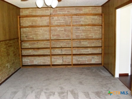 910 San Antonio Street Property Photo 17