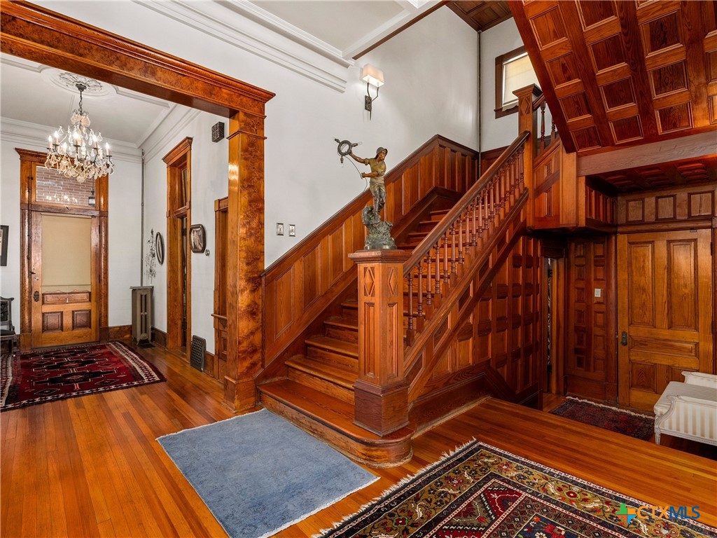 372 Magazine Avenue Property Photo 8