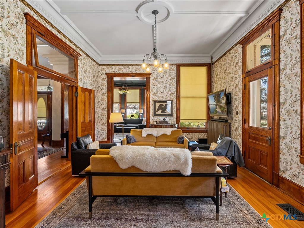 372 Magazine Avenue Property Photo 10