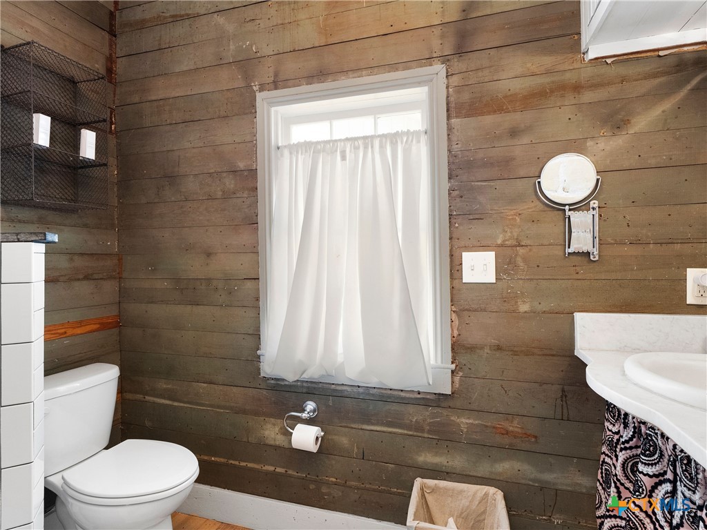 372 Magazine Avenue Property Photo 42