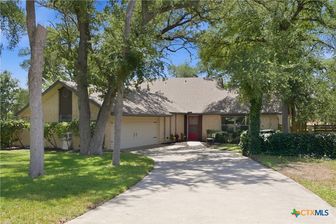3101 Hemlock Boulevard Property Photo 1