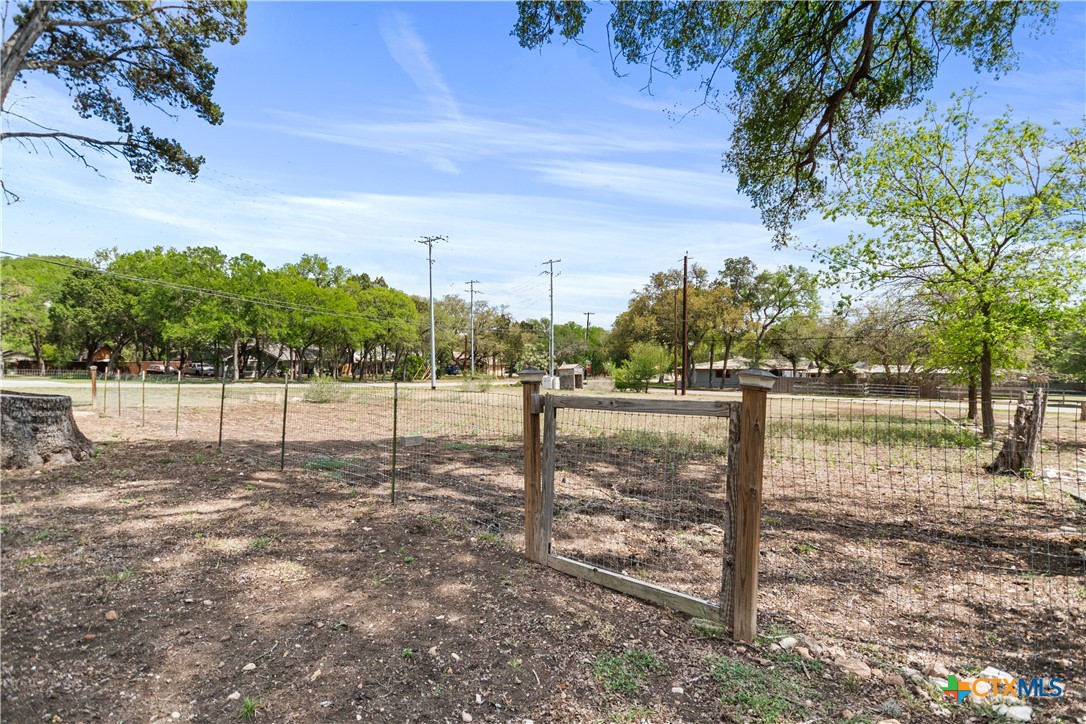 1035 Madeline Street Property Photo 10