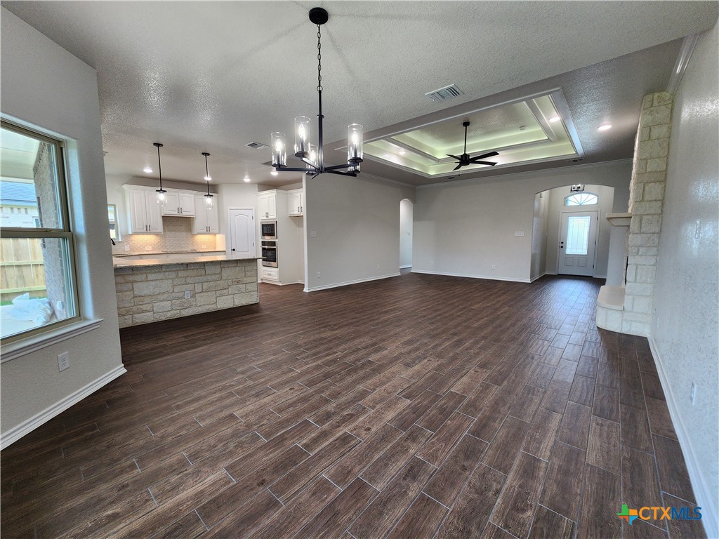 718 Golden Eagle Drive Property Photo 8