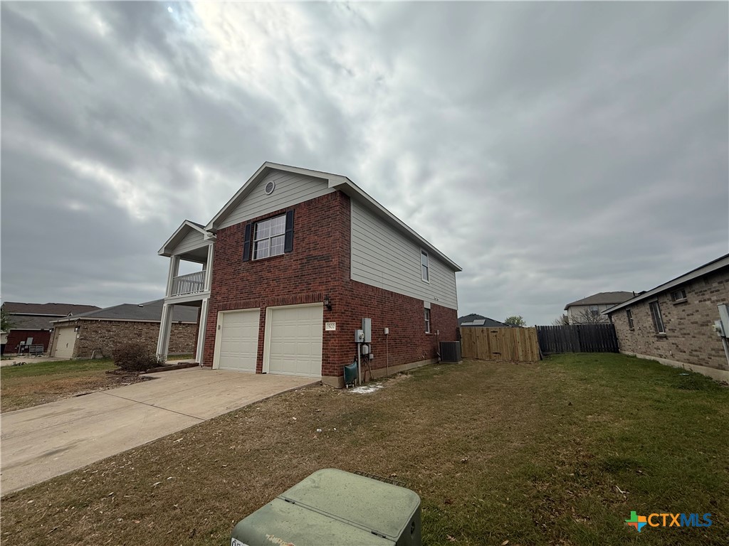 502 Constellation Drive Property Photo 3