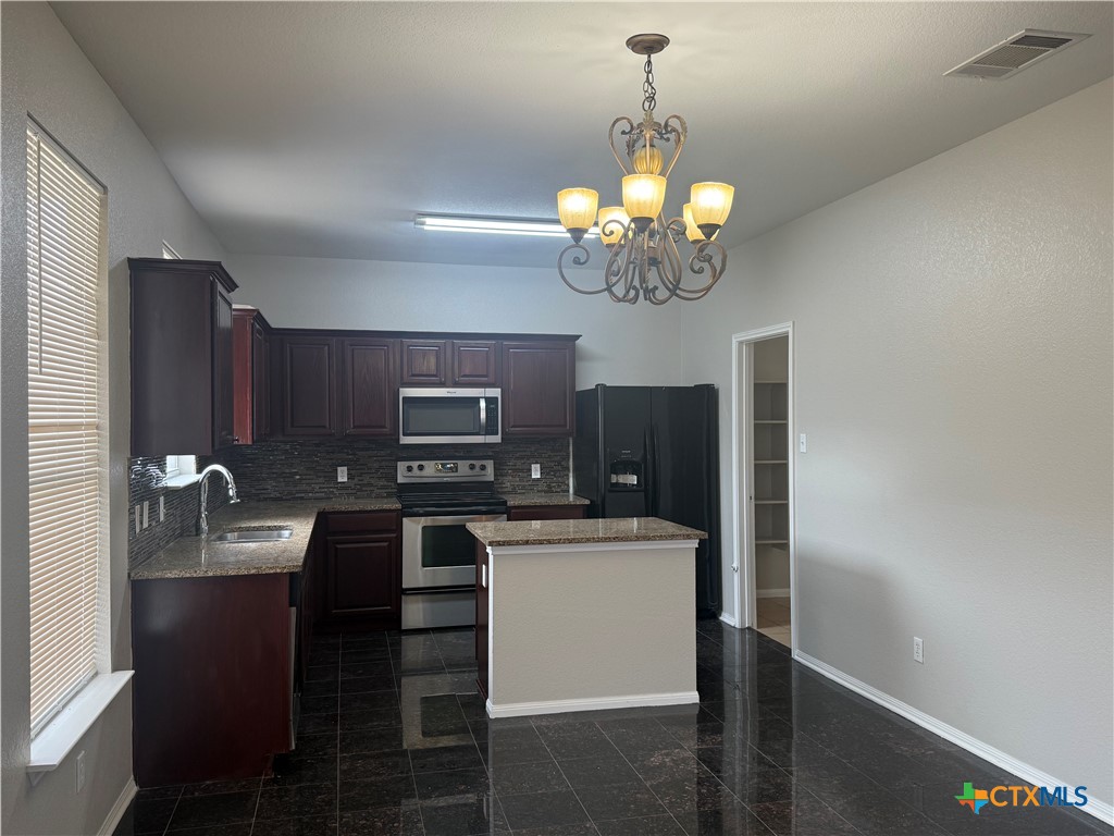 502 Constellation Drive Property Photo 7