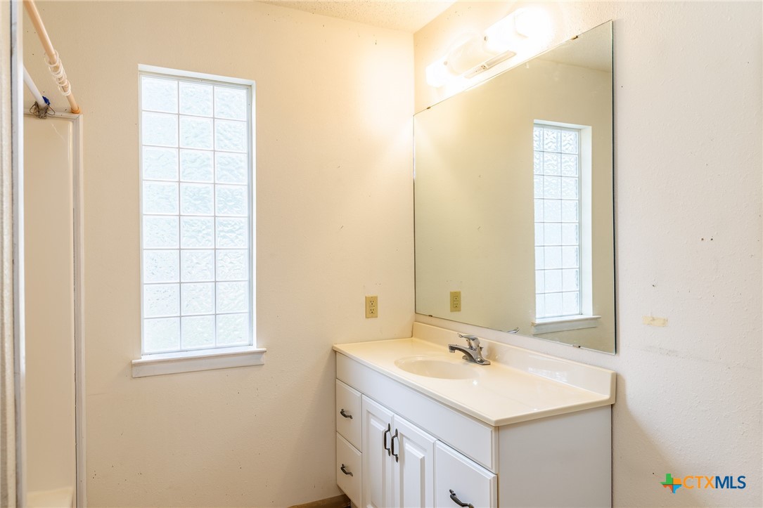 806 Saint Michael Street Property Photo 15