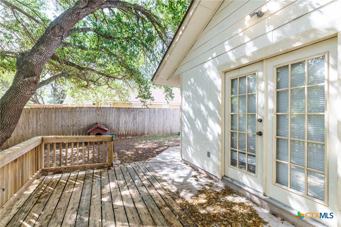 806 Saint Michael Street Property Photo 22