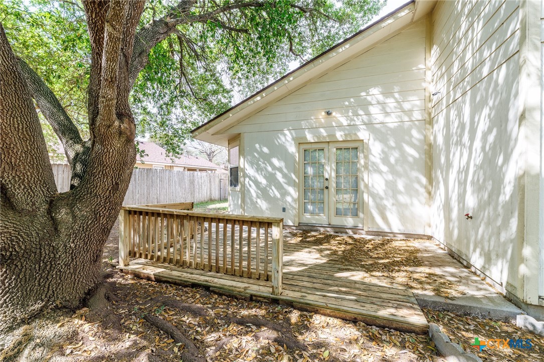 806 Saint Michael Street Property Photo 23