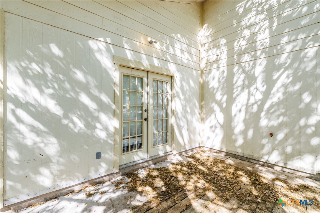 806 Saint Michael Street Property Photo 24
