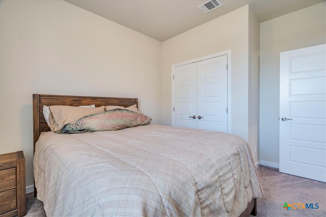 712 Coyote Creek Way Property Photo 21