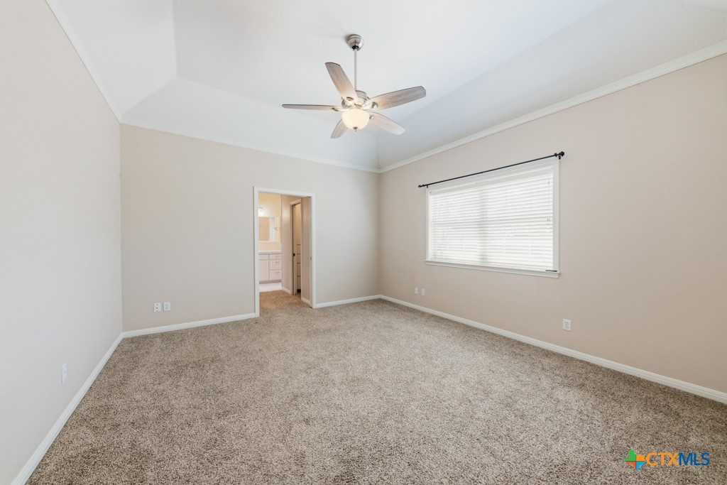 2592 Edgegrove Property Photo 13