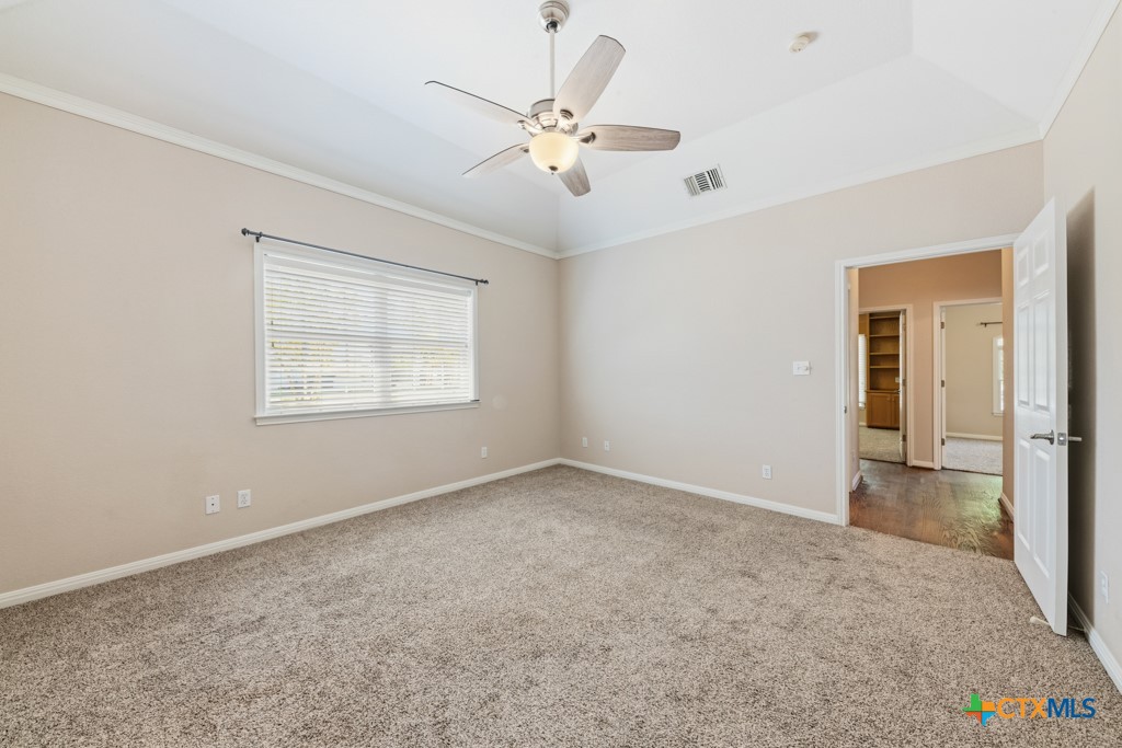 2592 Edgegrove Property Photo 14