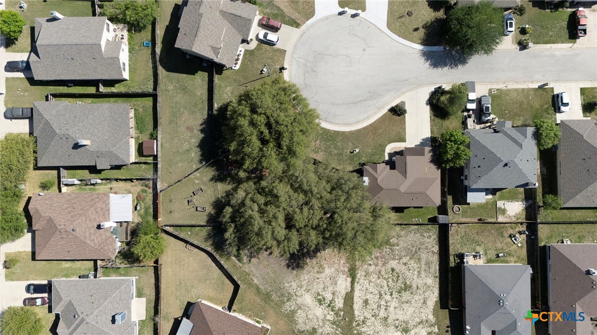 104 Carmen Cove Property Photo 35