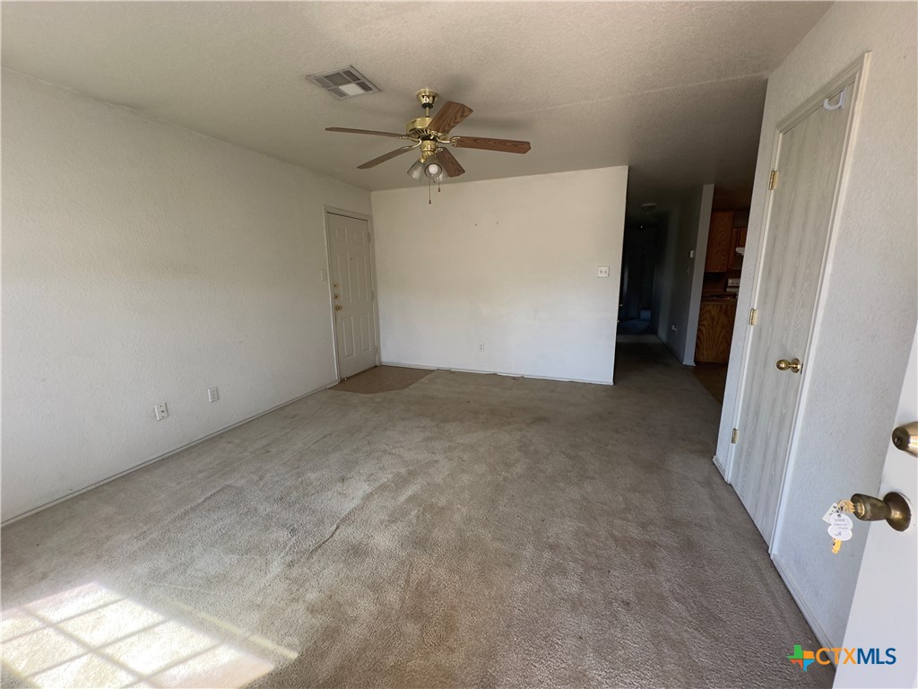2807 Alma Drive A Property Photo 4